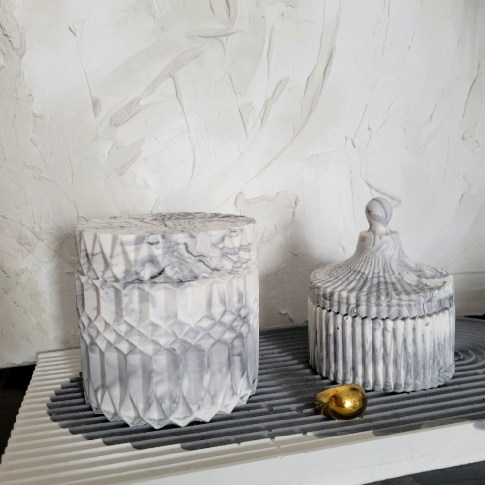 Cylinder trinket jewelry box